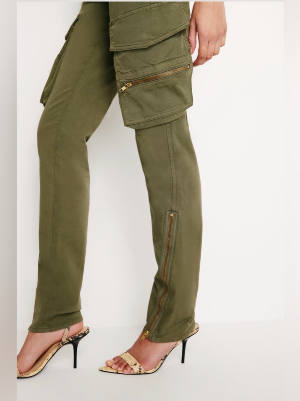 Good American Twill Skinny Cargo Olive Sz 4/27 NWOT Gold Ankle Zip - Picture 9 of 13